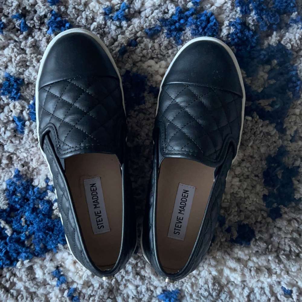 Steve madden shoe size 4.5M